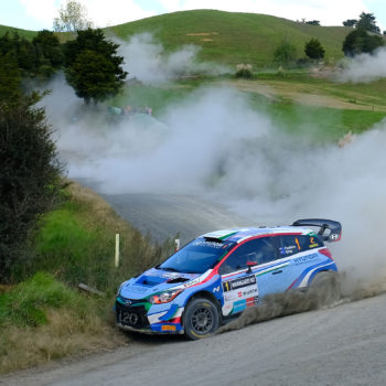 Hayden Paddon - Geoff Ridder photo Hayden Paddon - Geoff Ridder photo